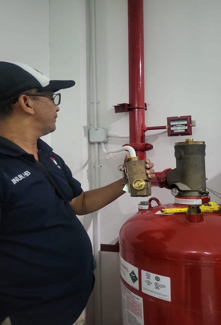 Pemasangan Instalasi Fire Alarm System di Kantor KOMINFO Bali