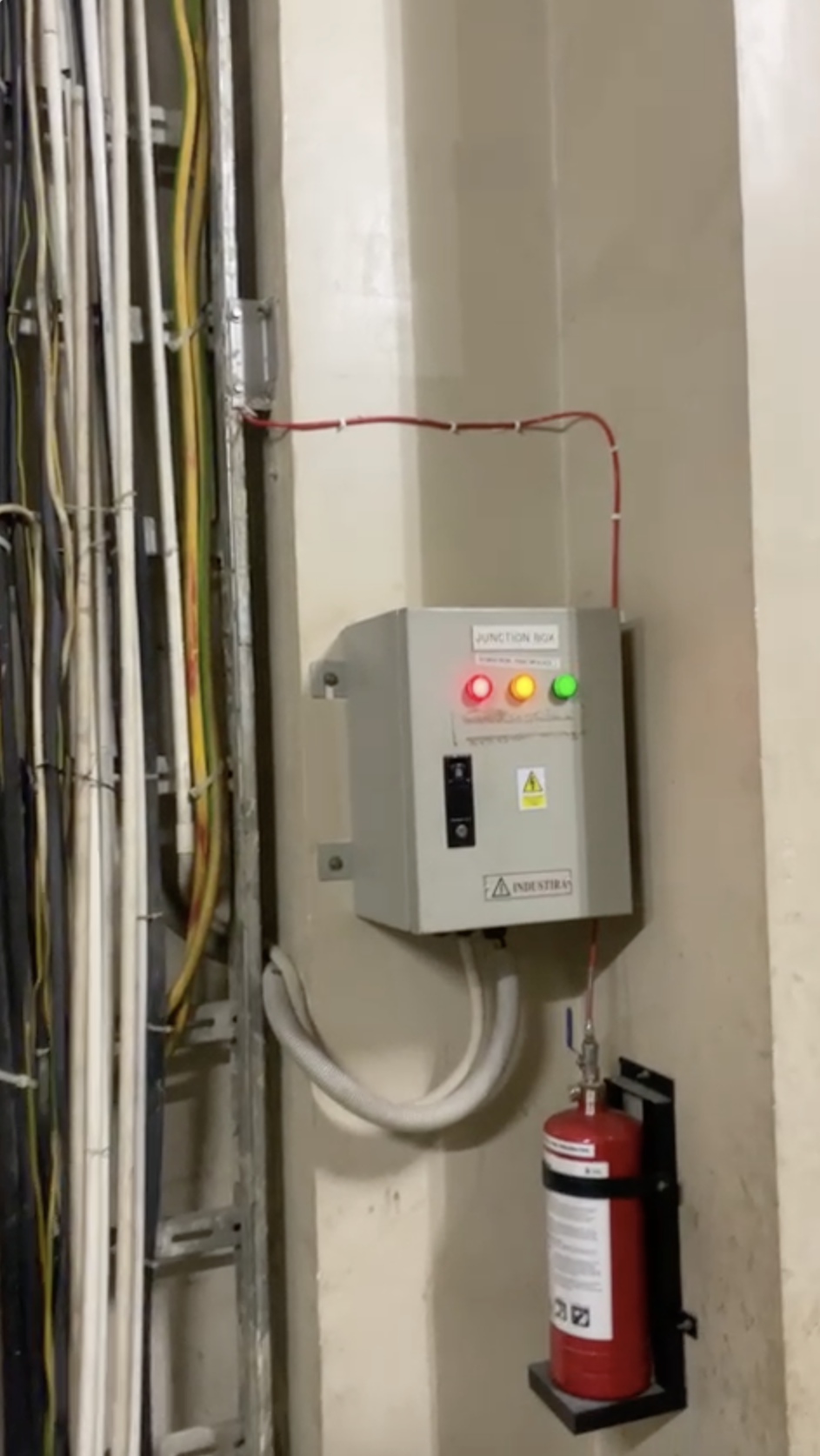 instalasi firetrap in grand indonesia at panel cubicle room